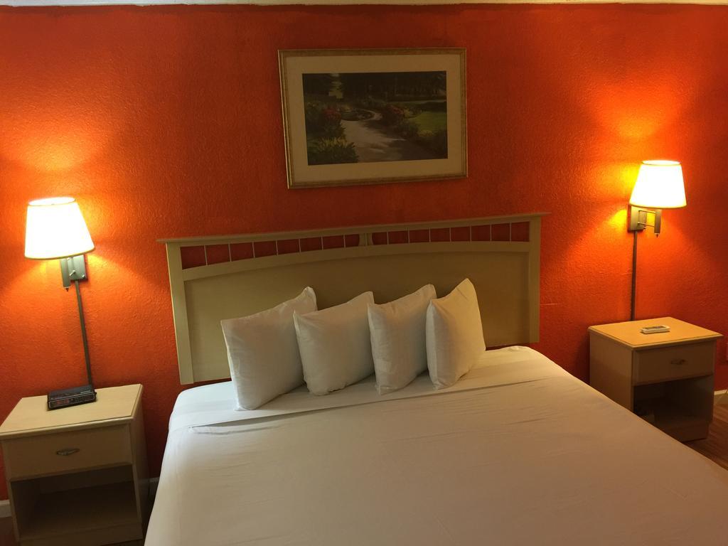 Country Hearth Inn- Kissimmee Dış mekan fotoğraf