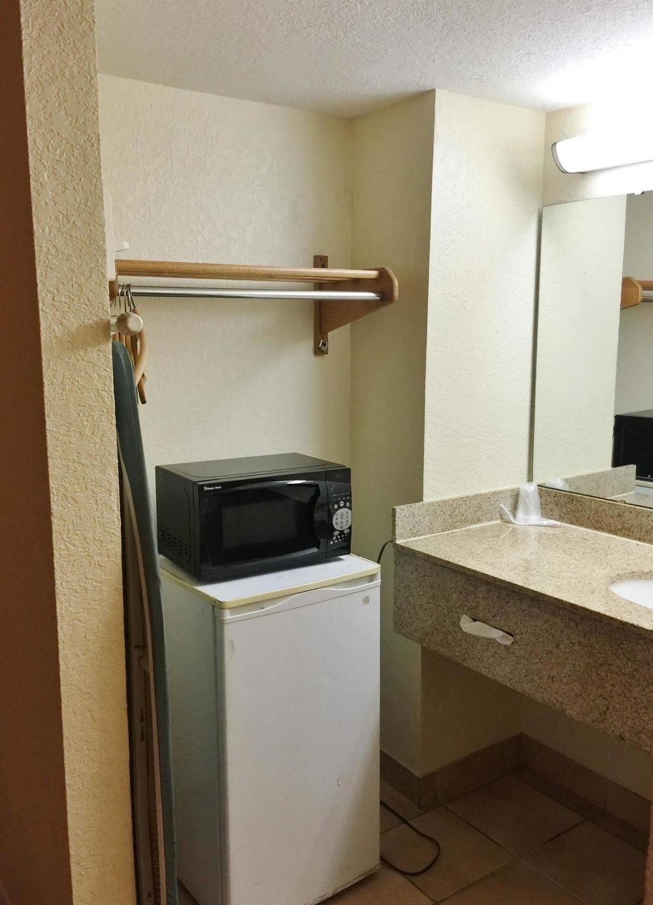 Country Hearth Inn- Kissimmee Dış mekan fotoğraf