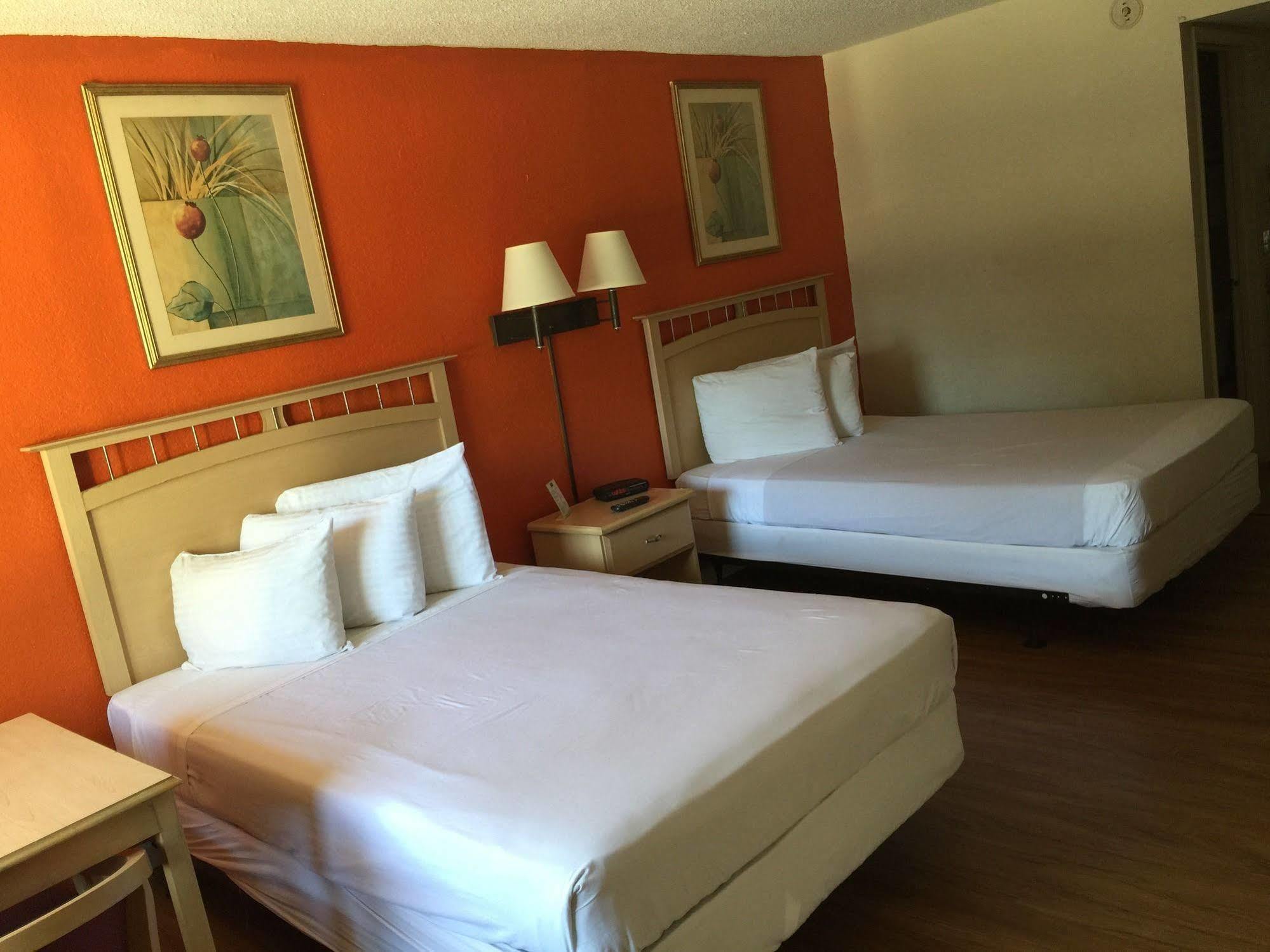 Country Hearth Inn- Kissimmee Dış mekan fotoğraf
