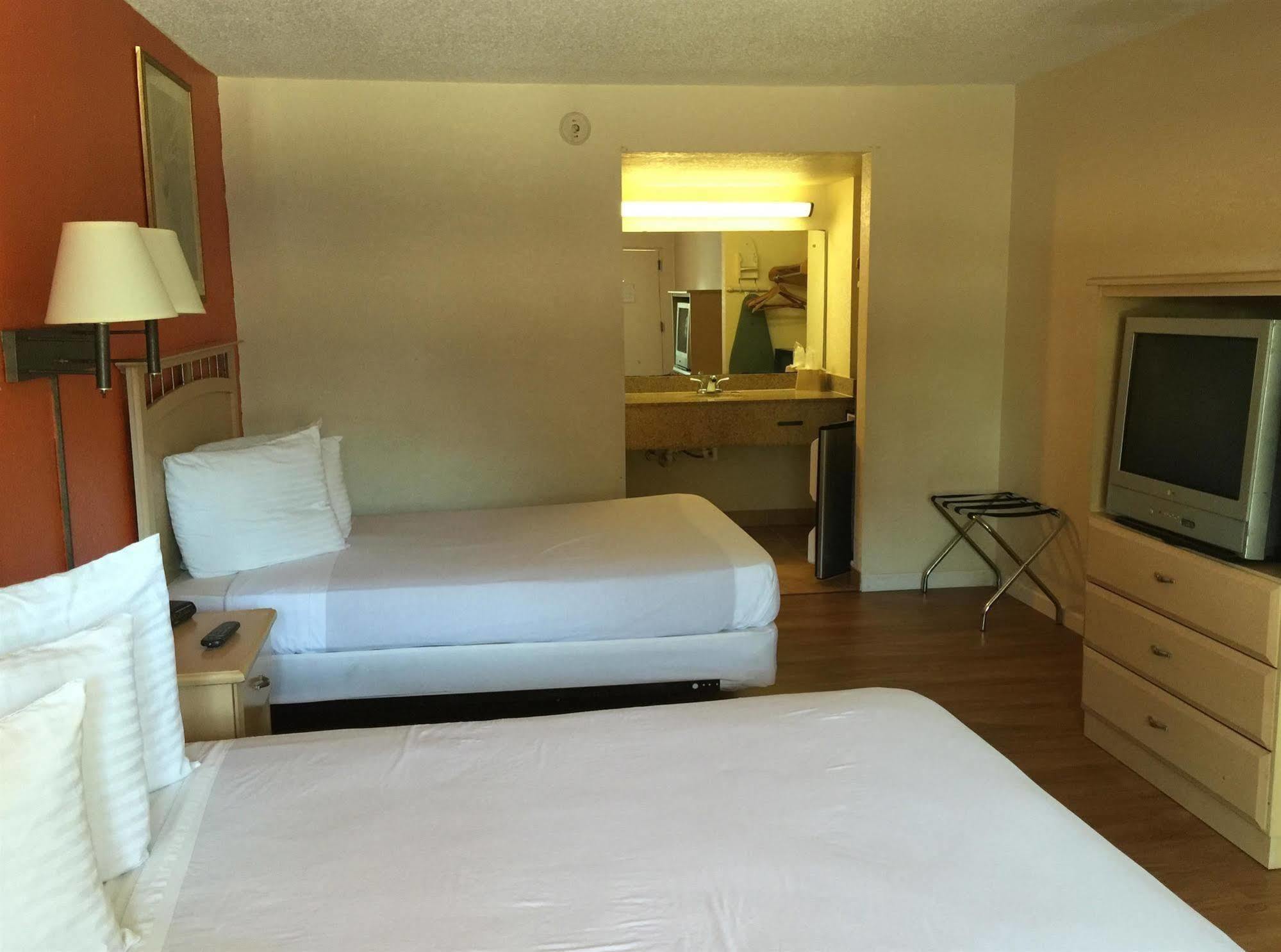 Country Hearth Inn- Kissimmee Dış mekan fotoğraf
